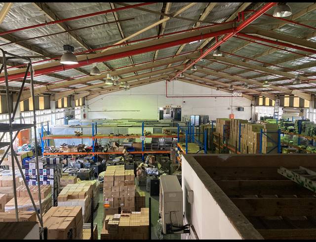 2,140M² FACTORY TO LET IN WESTMEAD
